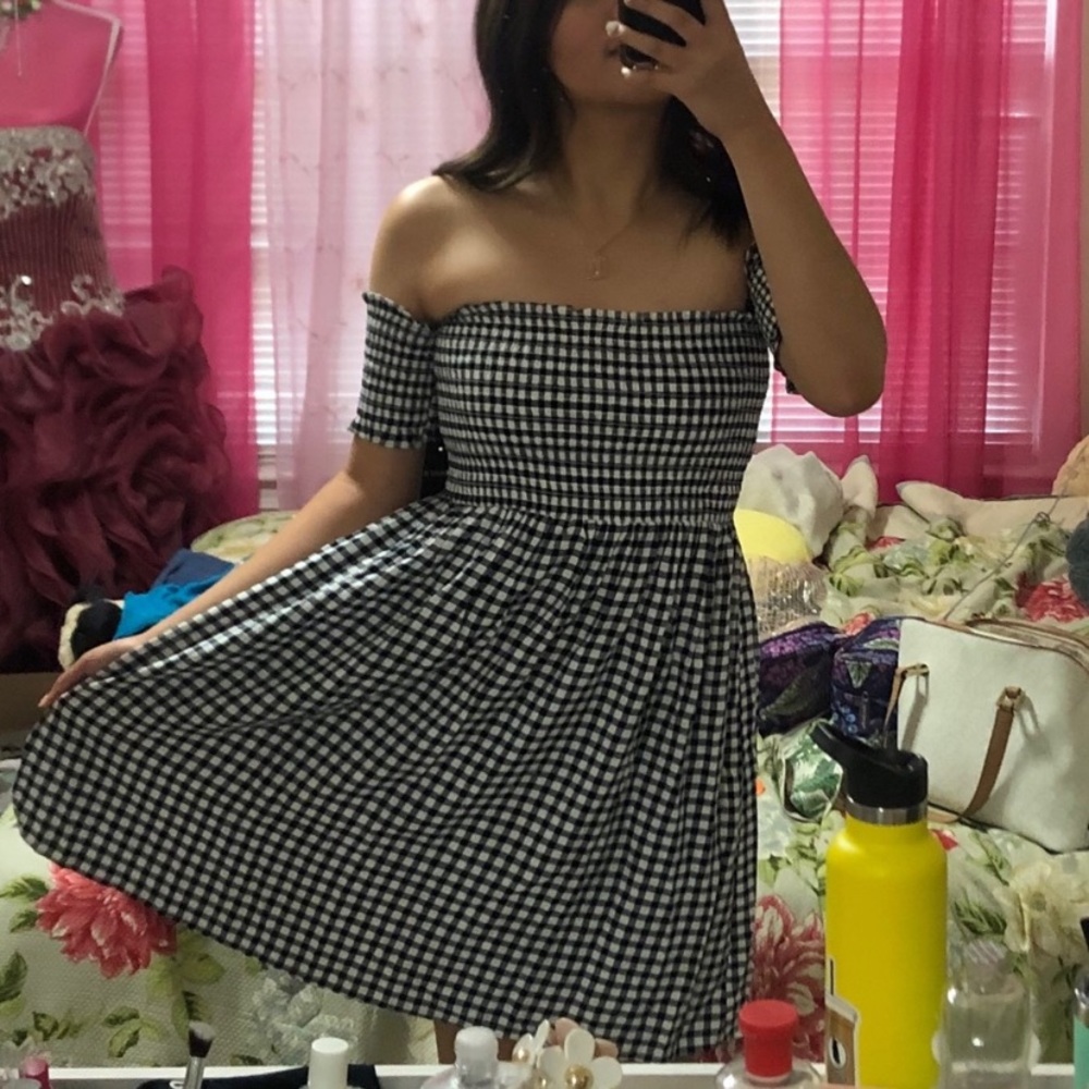 Forever 21 Gingham Black Dress